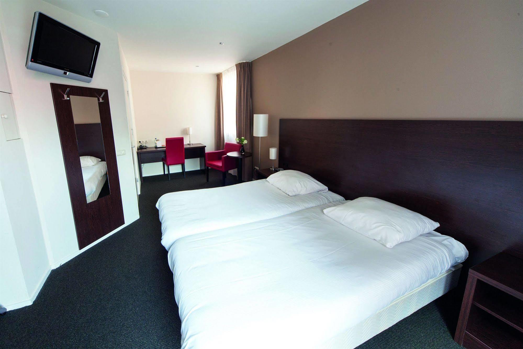 Fletcher Hotel Gilde Девентер Екстериор снимка